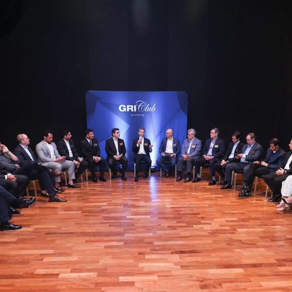 Líderes do mercado imobiliário brasileiro projetam 2024: "Pior já passou"